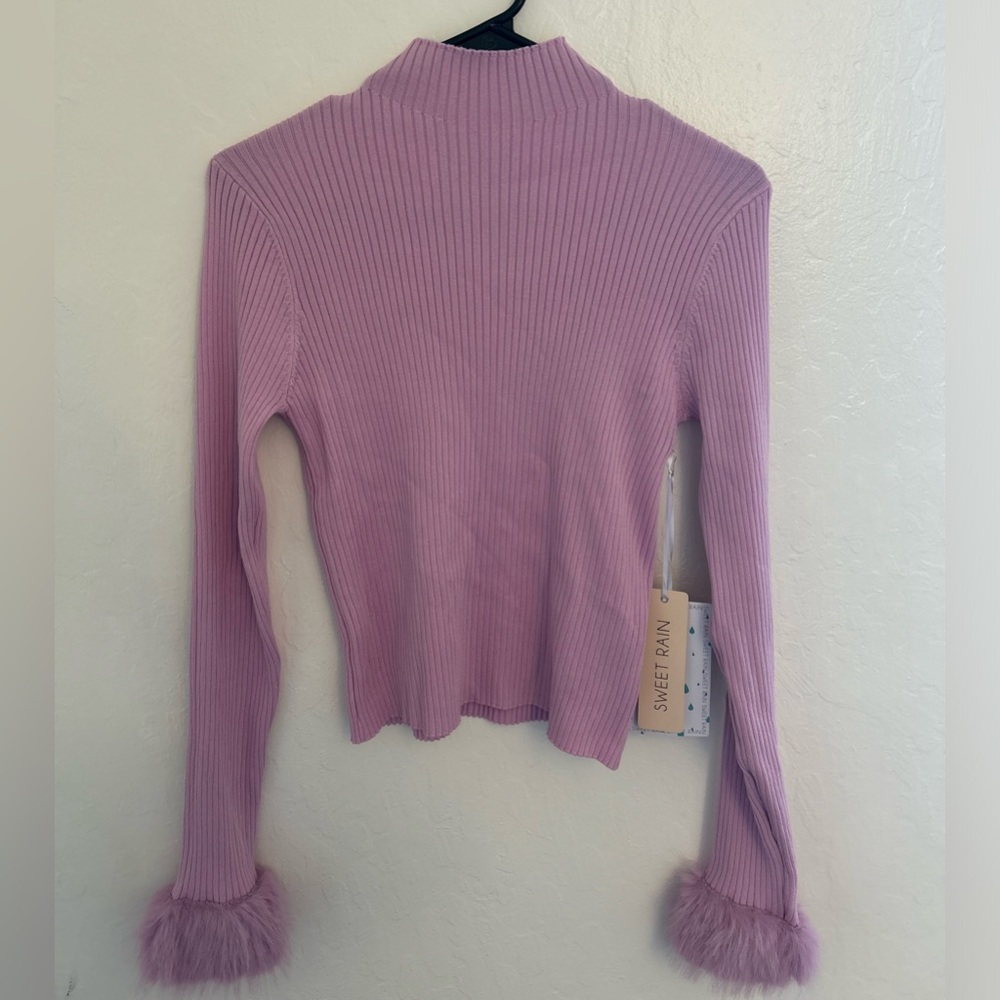 Sweet Rain Feathered long sleeve top